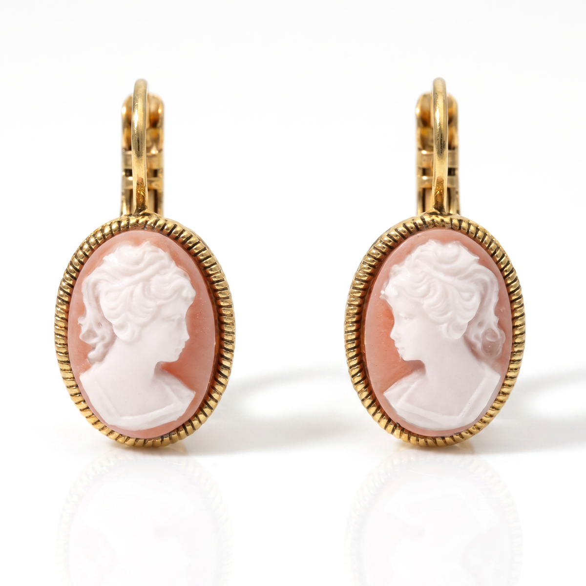 Cameo Earrings Groot Goud