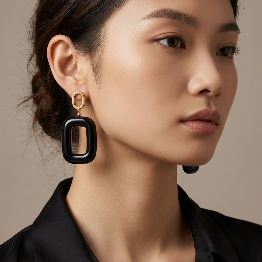 Bold Chunky Dangling