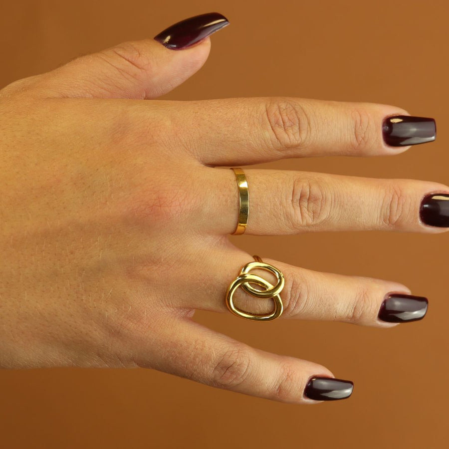 Double Oval Ring