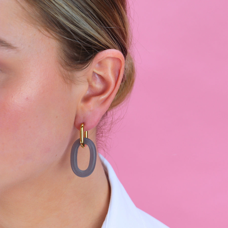 Oval Dangling Earrings