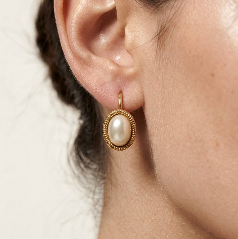 Cameo Earrings Klein Goud