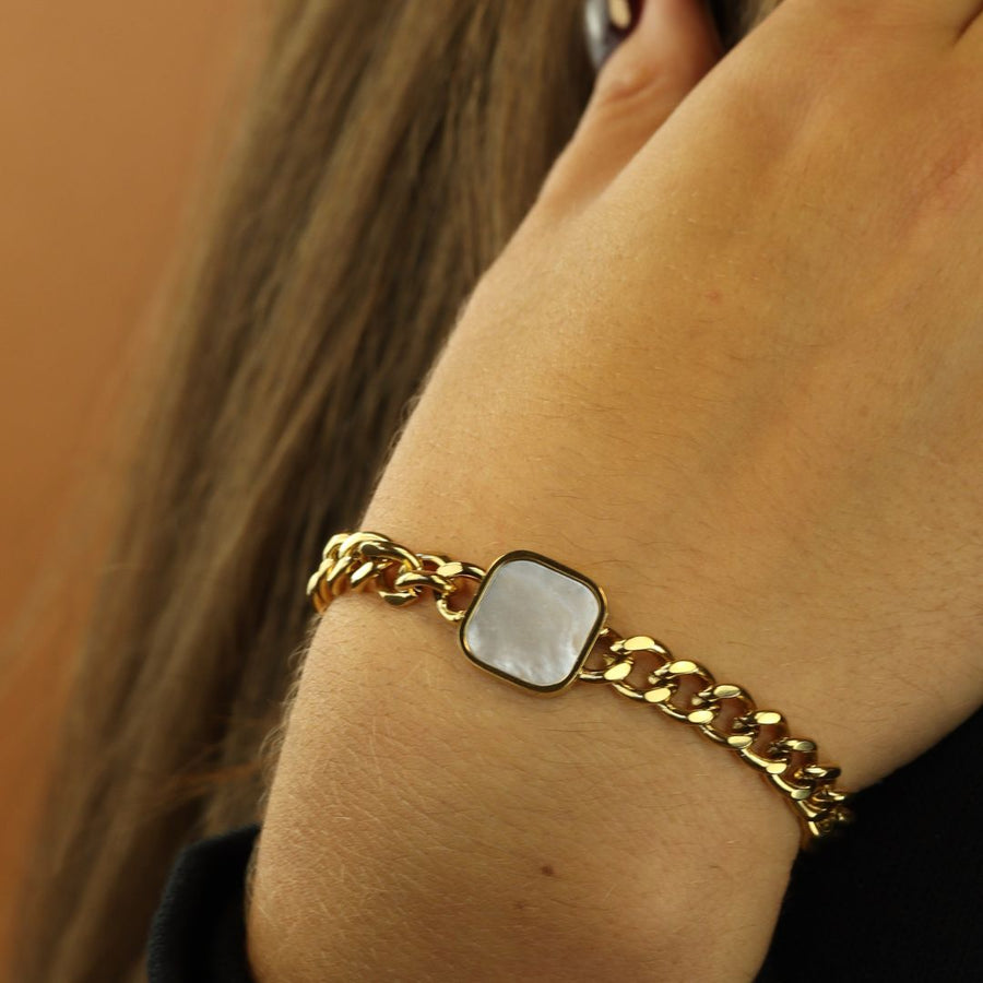 Chain Bracelet With Square Stone Parel