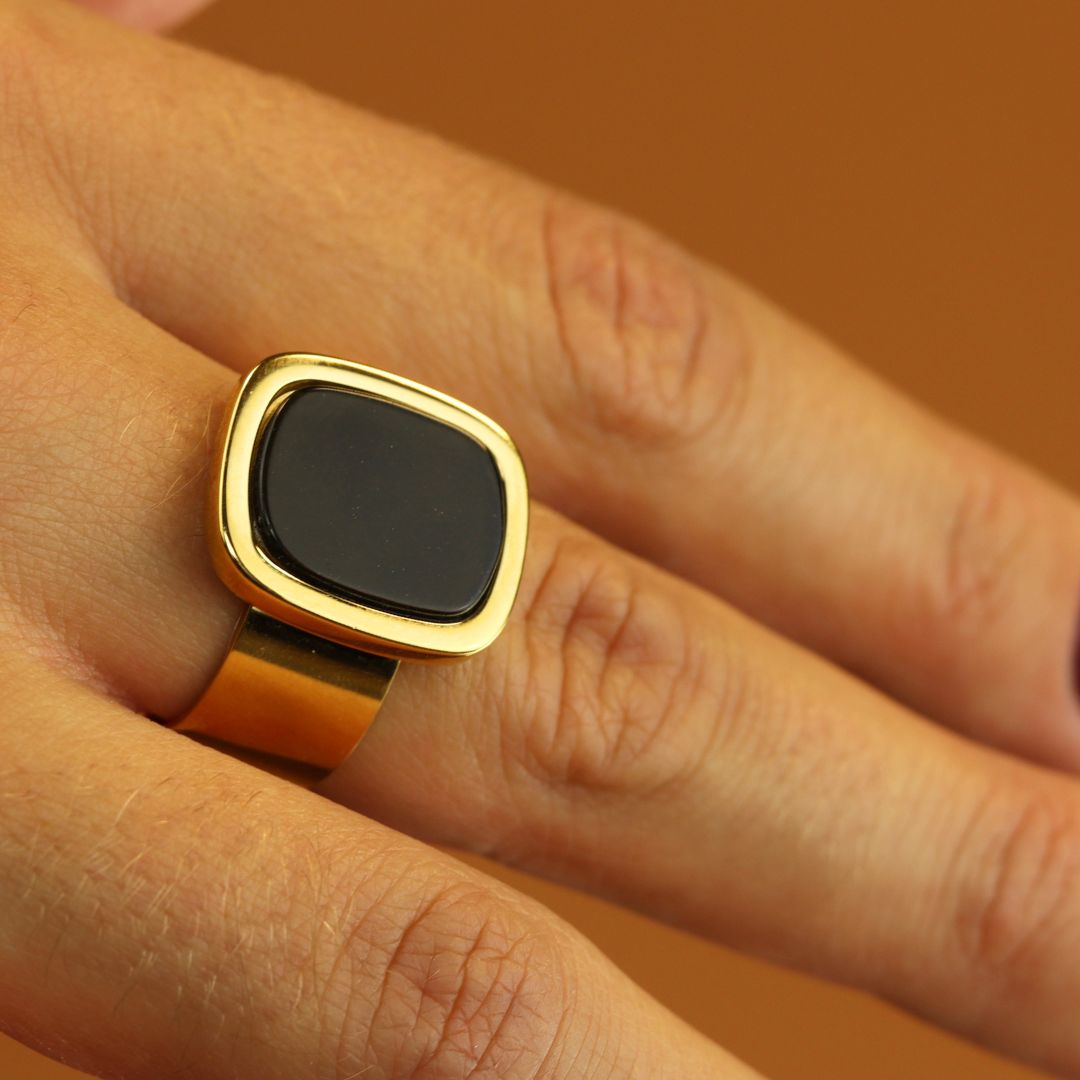 Signet Ring