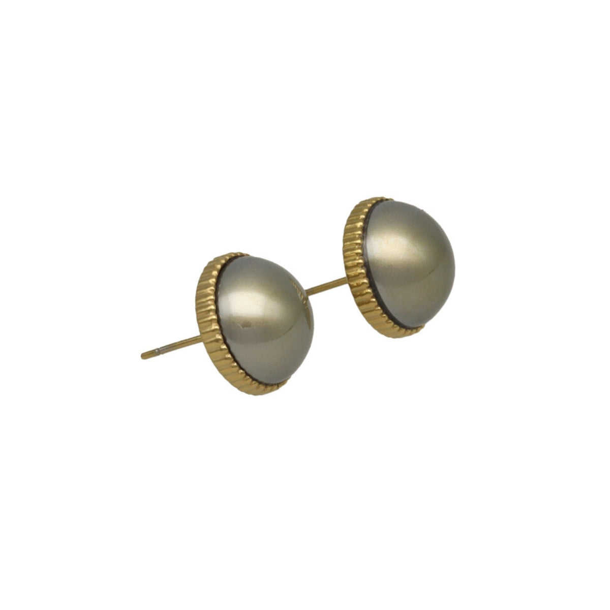 Pearl Studs
