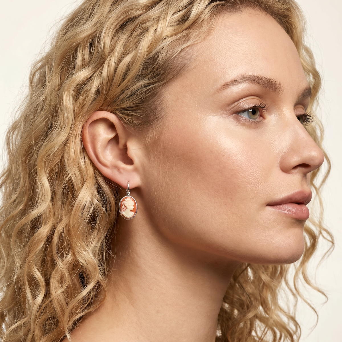 Cameo Earrings Groot Zilver