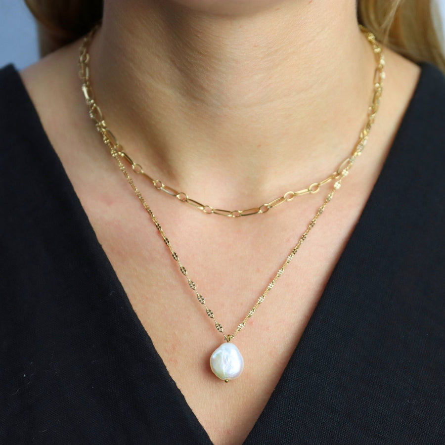 Double Chain Necklace With Pearl