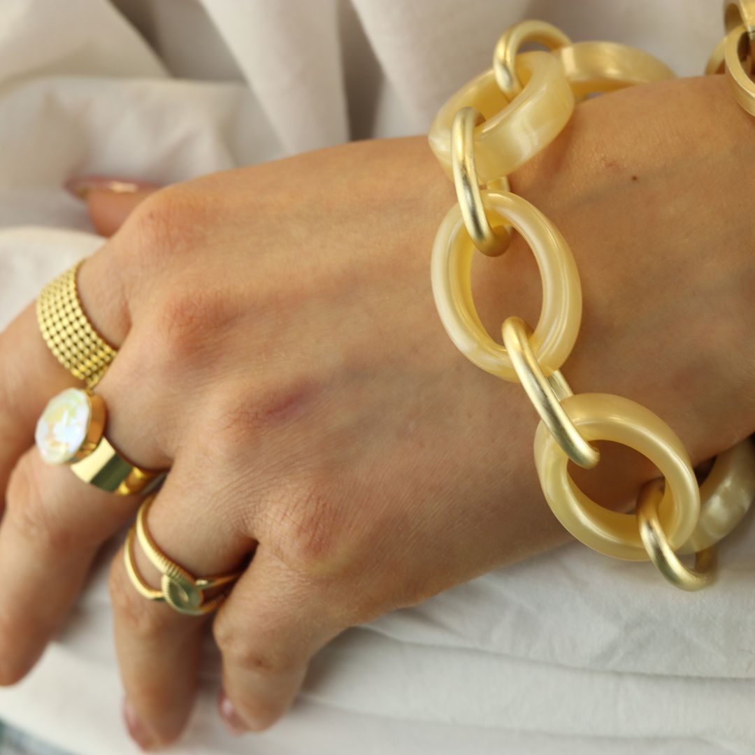 Chique Oval Chain Bracelet