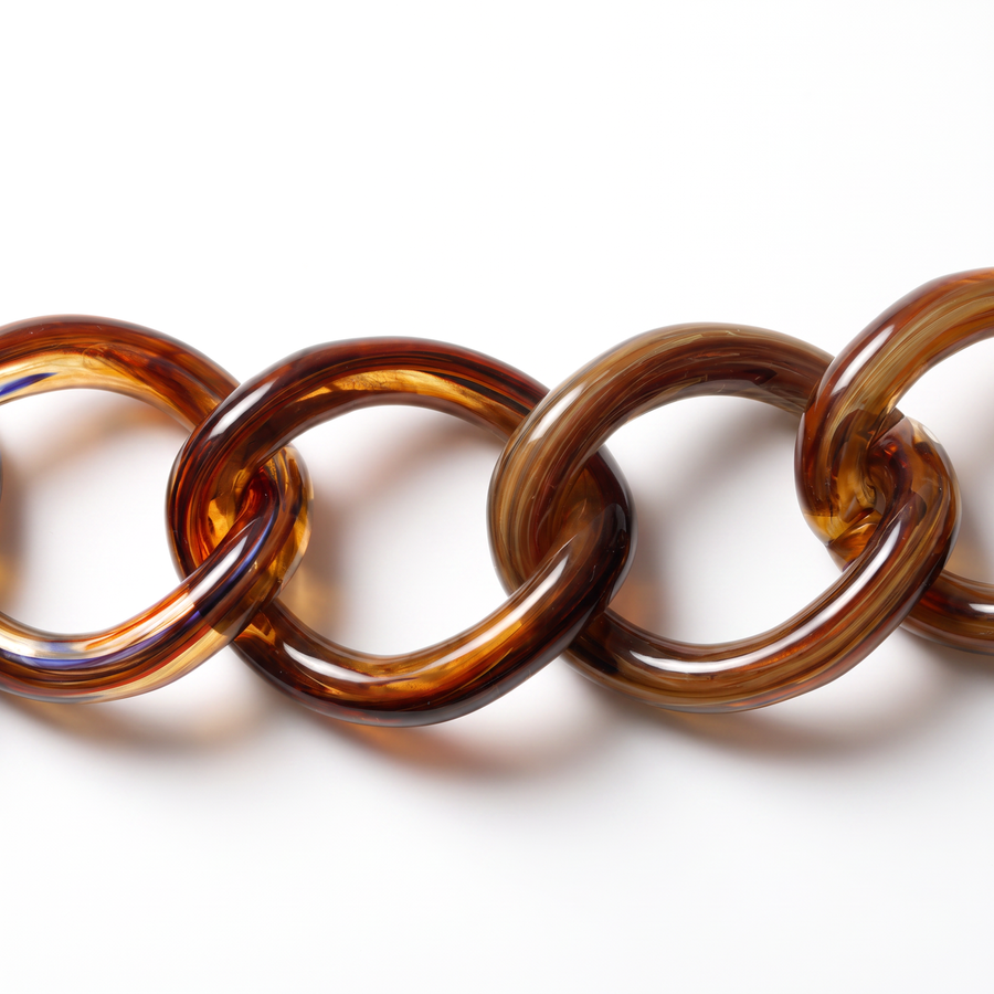 The totally vogue bracelet