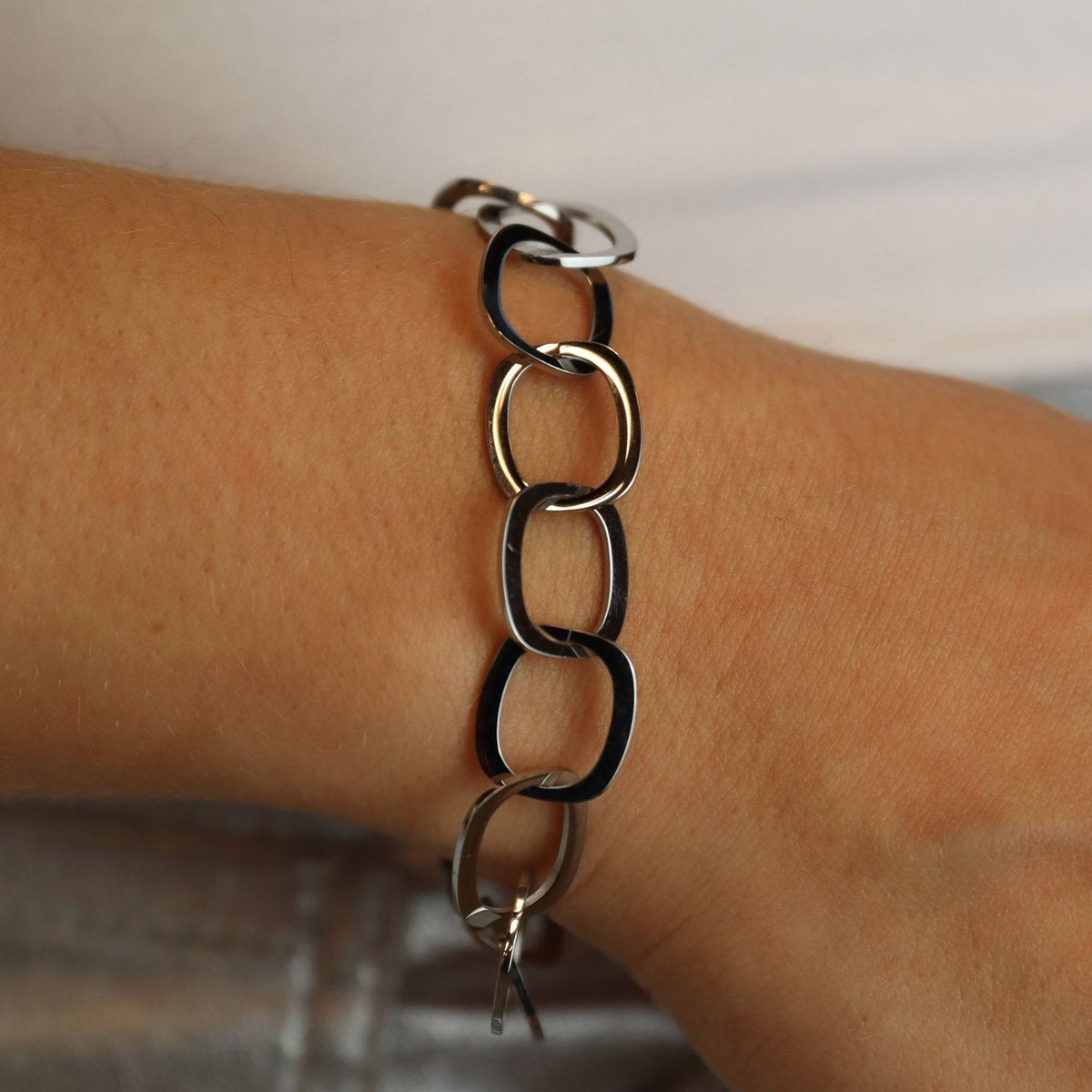 Plain Classic Hoops Bracelet