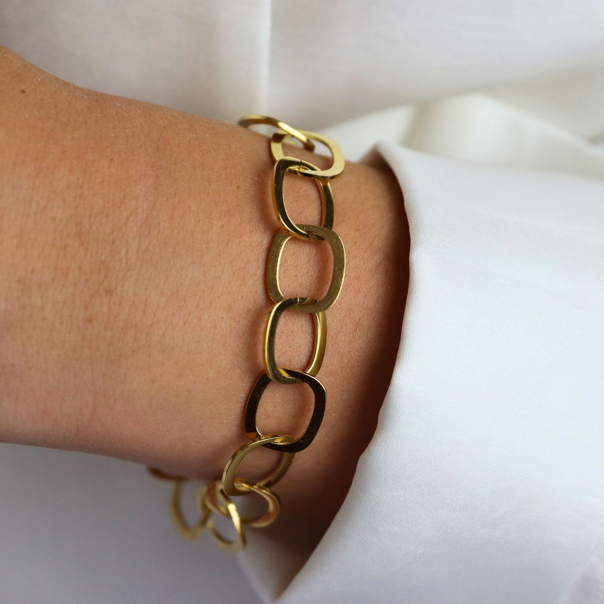 Plain Classic Hoops Bracelet