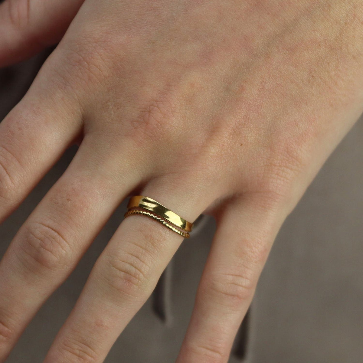 Double Plain and Dots Ring