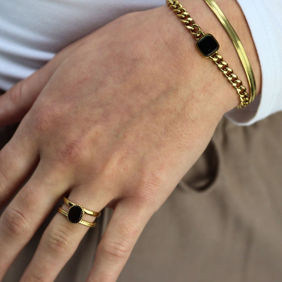 Double Ring with Gem