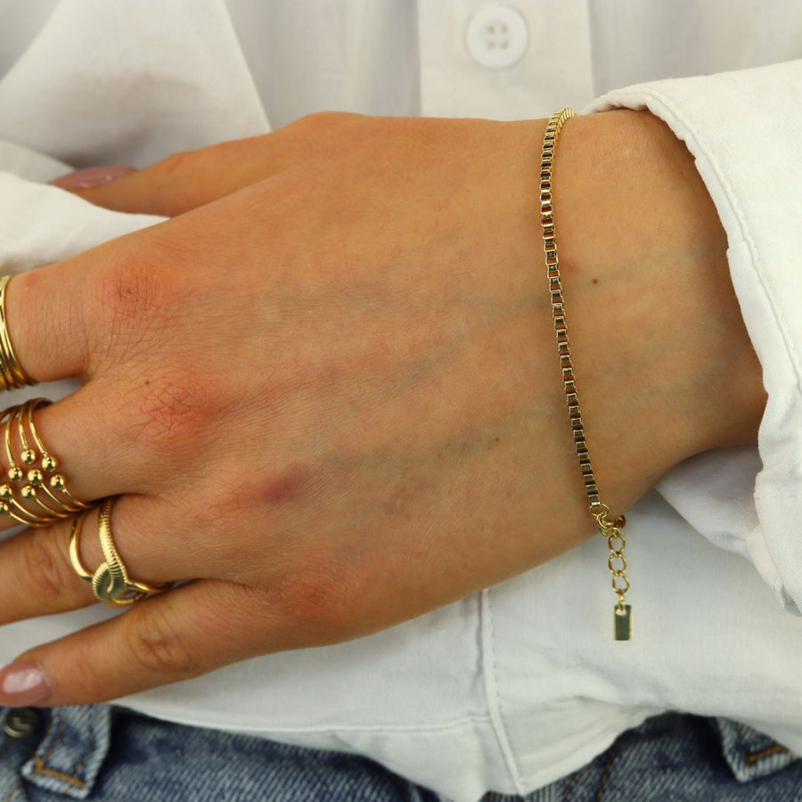 Golden Minimalist Bracelet