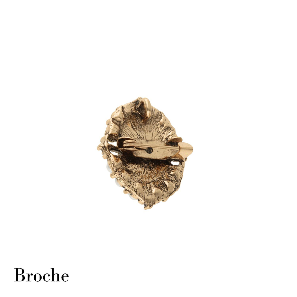 Oval Pearl Broche