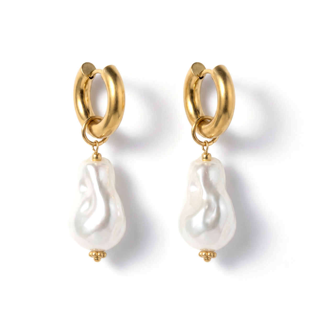 Thick Teardrop Pearl