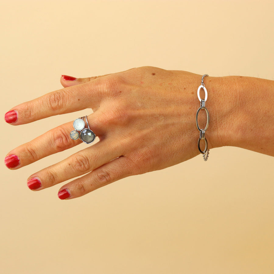 Plain Classic Oval Hoops