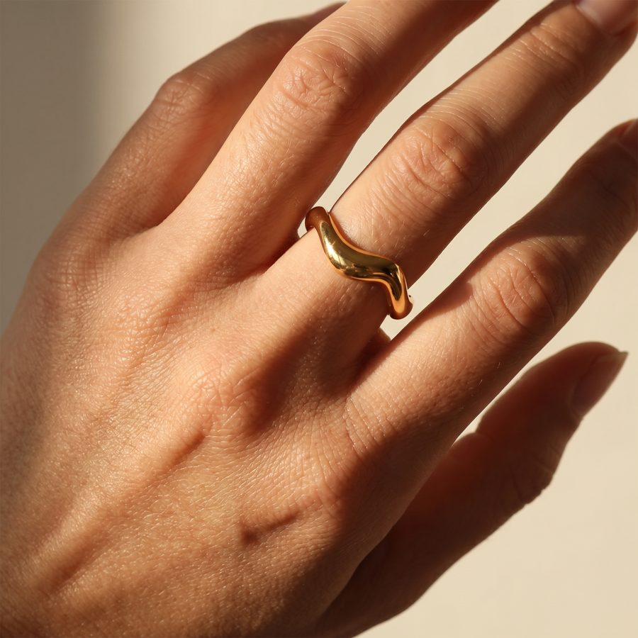 Soft Wave Ring