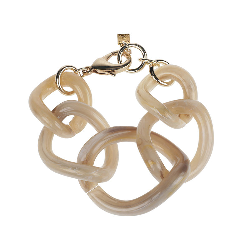 Totally Vogue Bracelet
