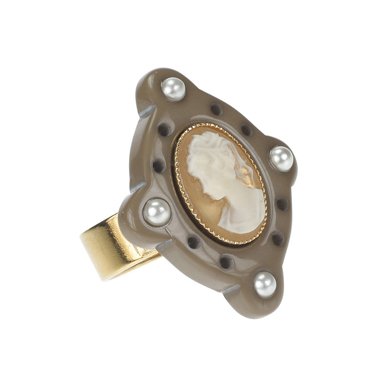 Cameo Nostalgia Ring