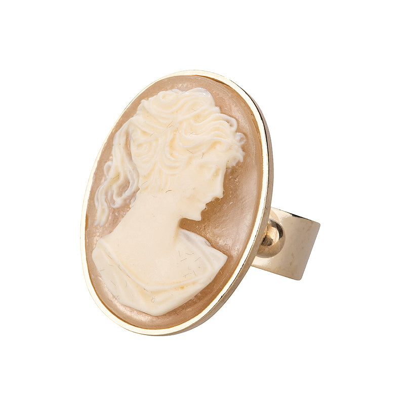 Cameo ring