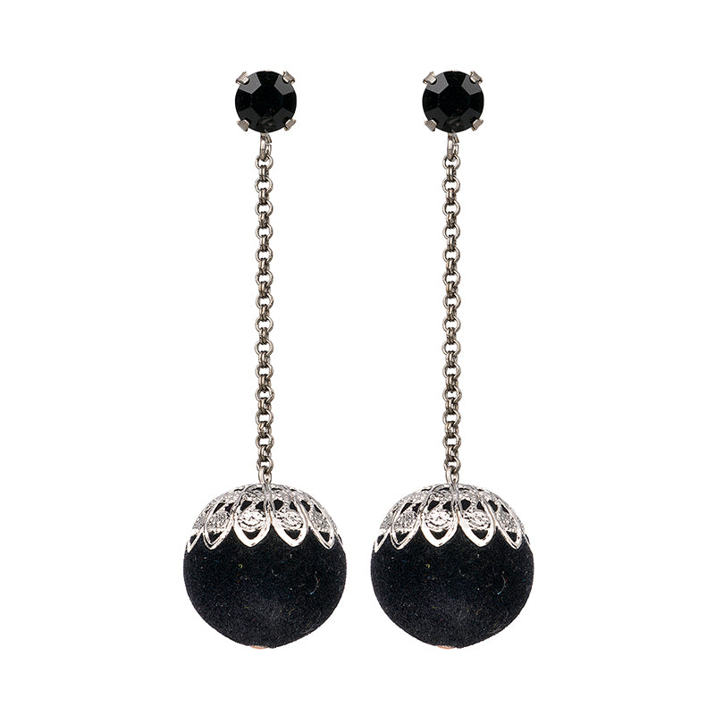 Dangling Velvet Baroque