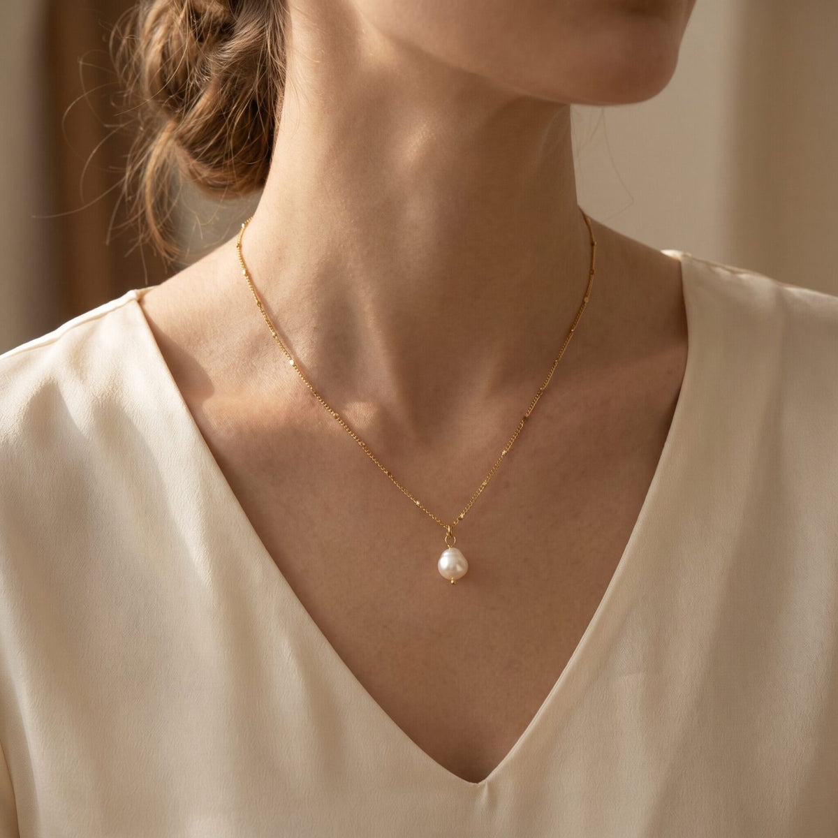 Oval Pearl Necklace