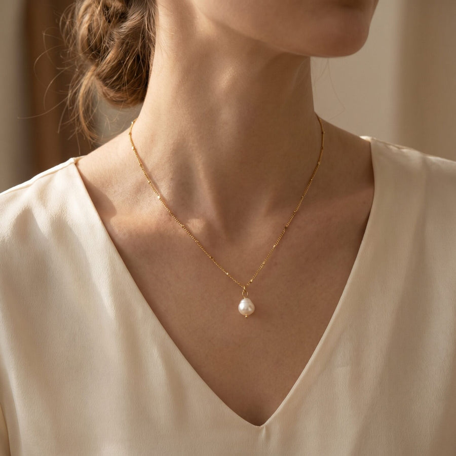 Oval Pearl Necklace