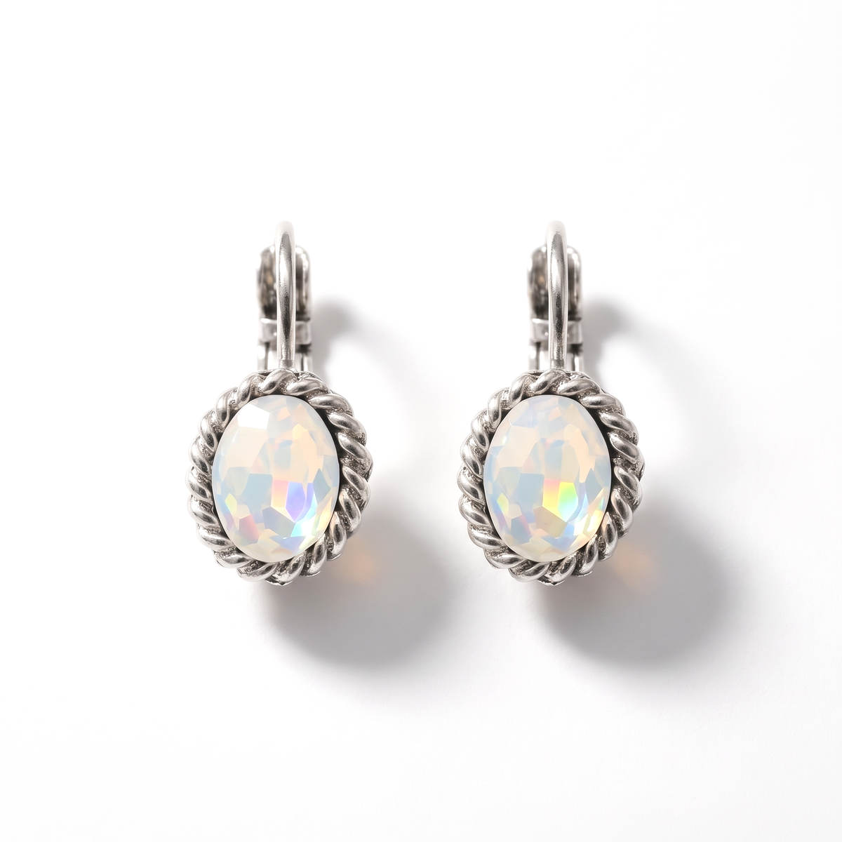 Oval Earrings 1.5 cm Silver with Swarovski crystal