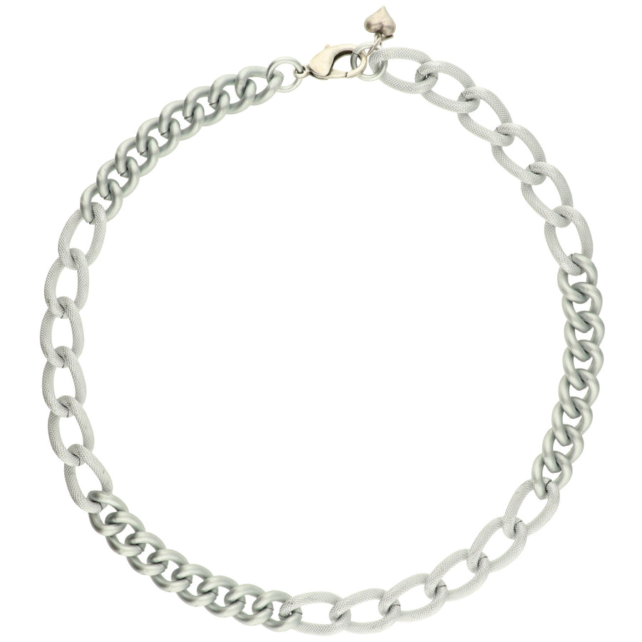 Relief Chain Necklace