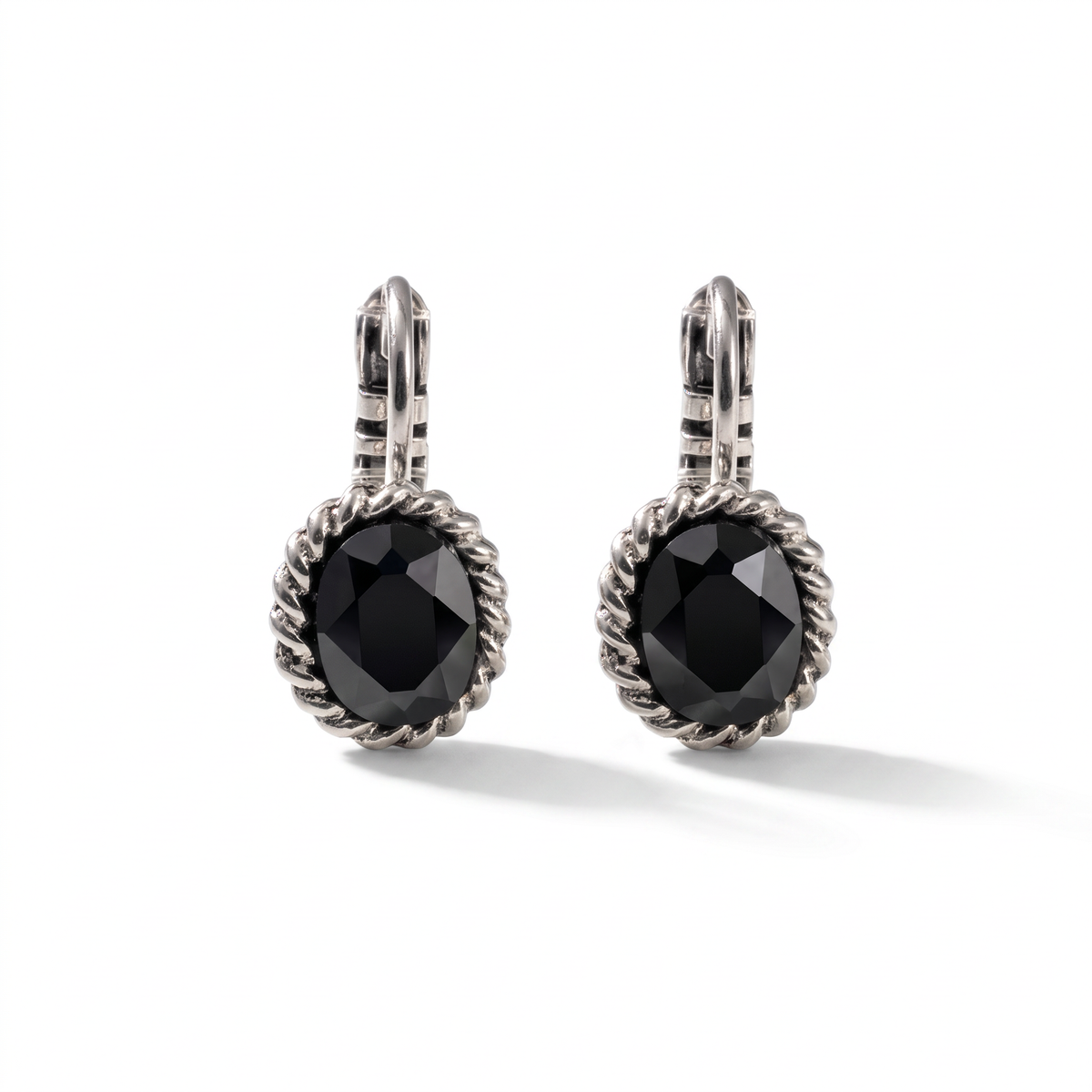 Oval Earrings 1.5 cm Silver with Swarovski crystal