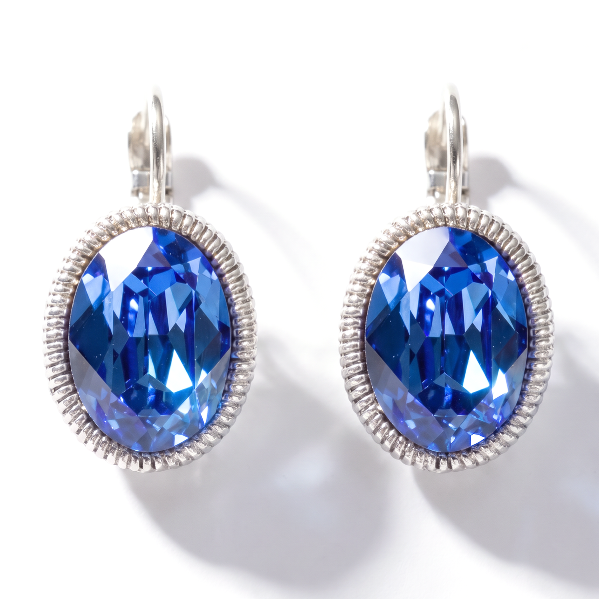Ovale Ohrringe 2,5 cm Silber mit Swarovski-Kristall
