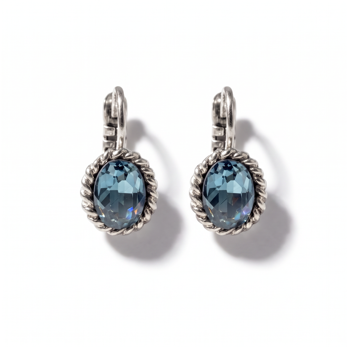 Oval Earrings 1.5 cm Silver with Swarovski crystal