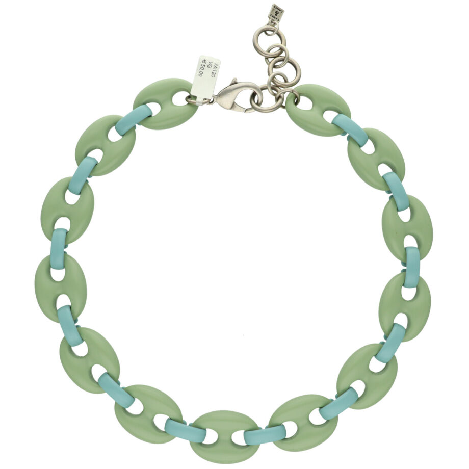 collier